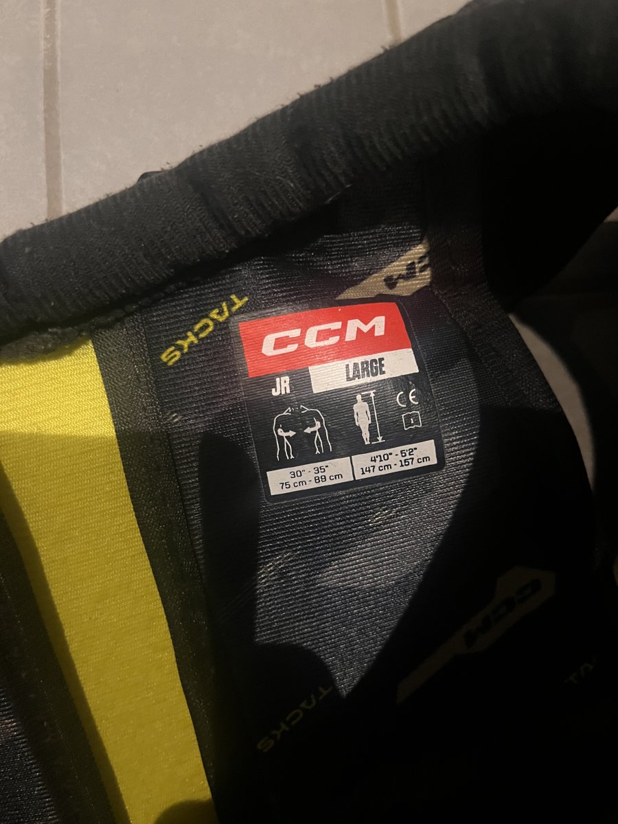 Axelskydd CCM as 580 stl jr L